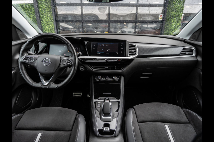 Opel Grandland 1.6 Turbo Plug-In Hybrid 4x4 299PK GSe | Two-Tone | Trekhaak | Winter Pack | BTW