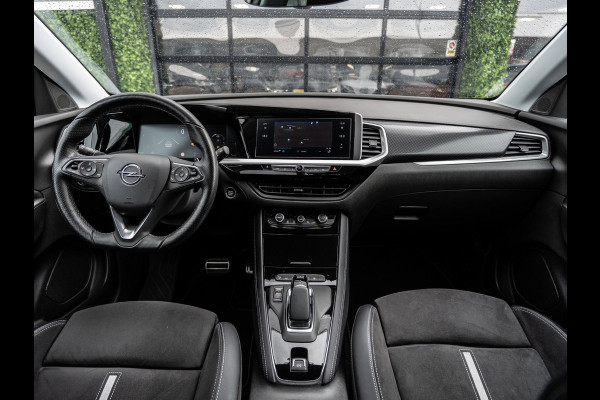 Opel Grandland 1.6 Turbo Plug-In Hybrid 4x4 299PK GSe | Two-Tone | Trekhaak | Winter Pack | BTW