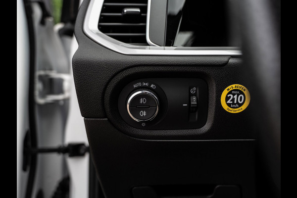Opel Grandland 1.6 Turbo Plug-In Hybrid 4x4 299PK GSe | Two-Tone | Trekhaak | Winter Pack | BTW