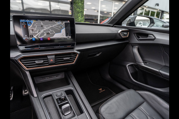 CUPRA Leon Sportstourer 1.4 e-Hybrid 245PK VZ Performance | Pano | Leder | Camera | Matte Grey