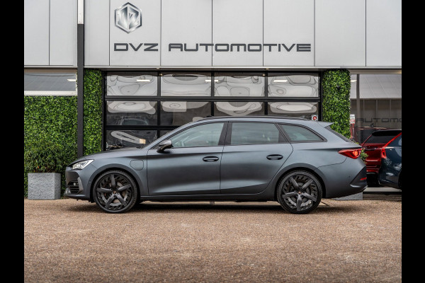 CUPRA Leon Sportstourer 1.4 e-Hybrid 245PK VZ Performance | Pano | Leder | Camera | Matte Grey