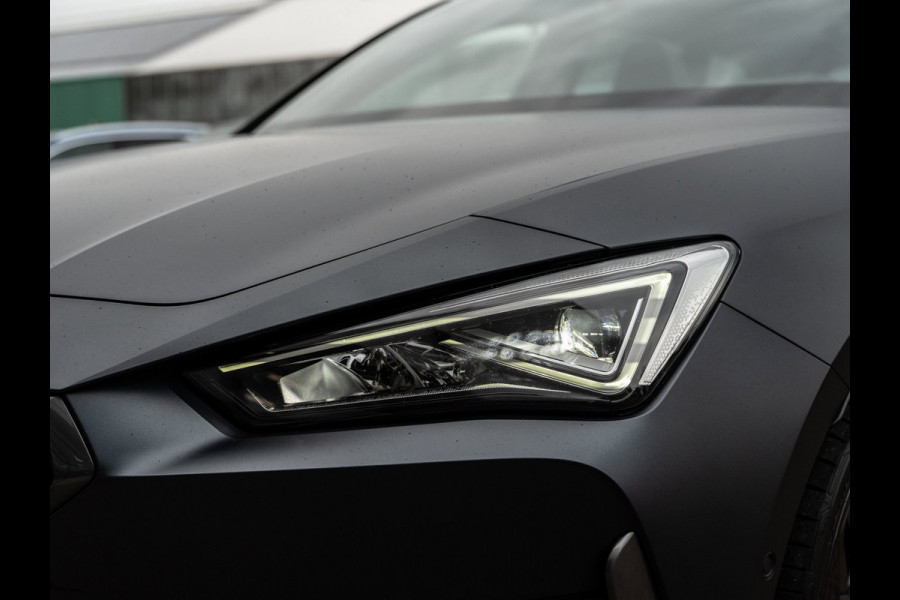 CUPRA Leon Sportstourer 1.4 e-Hybrid 245PK VZ Performance | Pano | Leder | Camera | Matte Grey