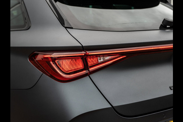 CUPRA Leon Sportstourer 1.4 e-Hybrid 245PK VZ Performance | Pano | Leder | Camera | Matte Grey