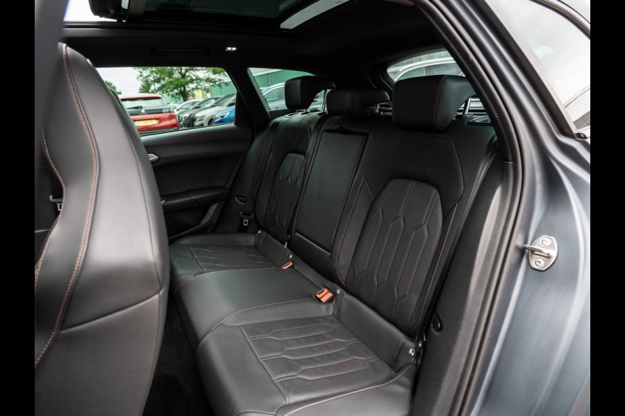 CUPRA Leon Sportstourer 1.4 e-Hybrid 245PK VZ Performance | Pano | Leder | Camera | Matte Grey