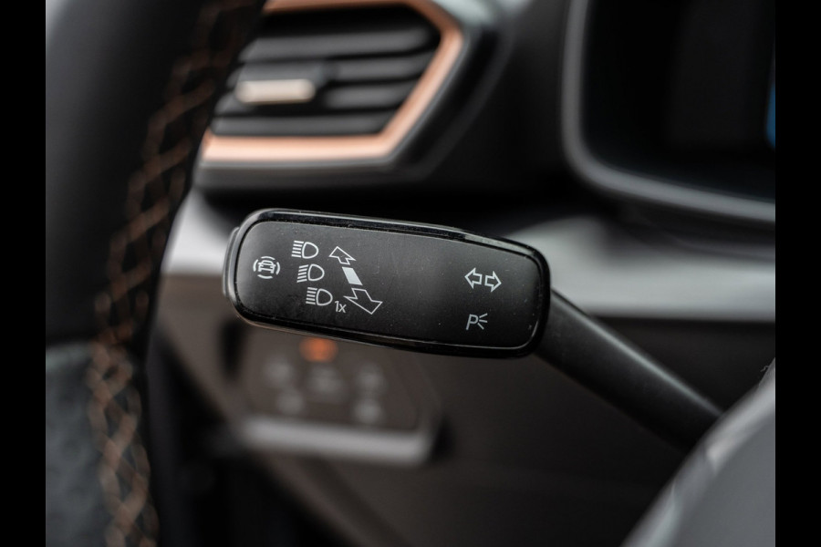 CUPRA Leon Sportstourer 1.4 e-Hybrid 245PK VZ Performance | Pano | Leder | Camera | Matte Grey