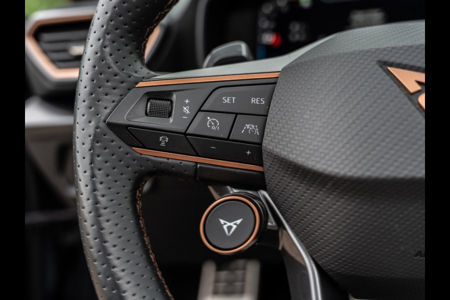 CUPRA Leon Sportstourer 1.4 e-Hybrid 245PK VZ Performance | Pano | Leder | Camera | Matte Grey
