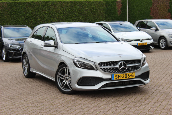 Mercedes-Benz A-Klasse 180 Sport Edition AMG / Camera / Navigatie / Leder&Alcantara / 18'' / Stoelverwarming / Cruise Control
