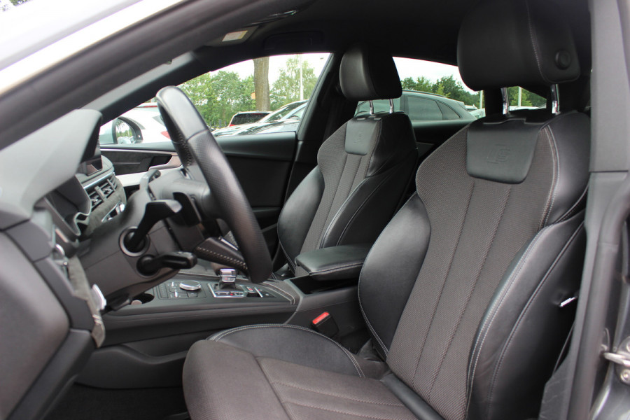 Audi A5 Sportback 2.0 TFSI MHEV Sport S-line Edition / Navigatie / Parkeerhulp V+A / Sportstoelen / 18'' / Half leder / Cruise Control