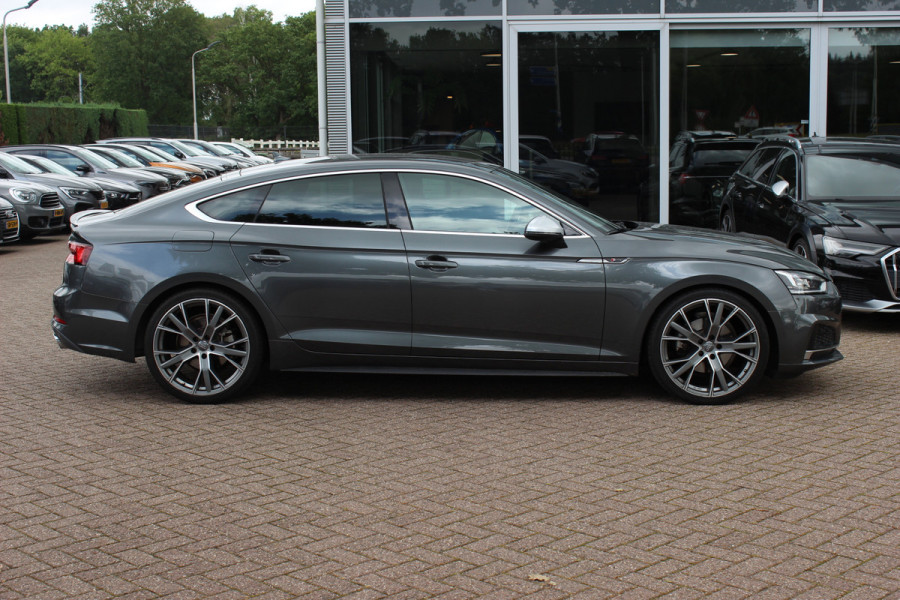 Audi A5 Sportback 2.0 TFSI MHEV Sport S-line Edition / Navigatie / Parkeerhulp V+A / Sportstoelen / 18'' / Half leder / Cruise Control