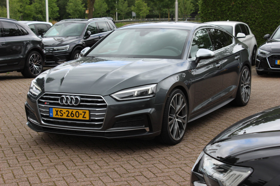 Audi A5 Sportback 2.0 TFSI MHEV Sport S-line Edition / Navigatie / Parkeerhulp V+A / Sportstoelen / 18'' / Half leder / Cruise Control