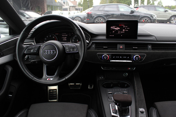 Audi A5 Sportback 2.0 TFSI MHEV Sport S-line Edition / Navigatie / Parkeerhulp V+A / Sportstoelen / 18'' / Half leder / Cruise Control