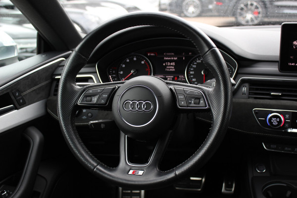 Audi A5 Sportback 2.0 TFSI MHEV Sport S-line Edition / Navigatie / Parkeerhulp V+A / Sportstoelen / 18'' / Half leder / Cruise Control