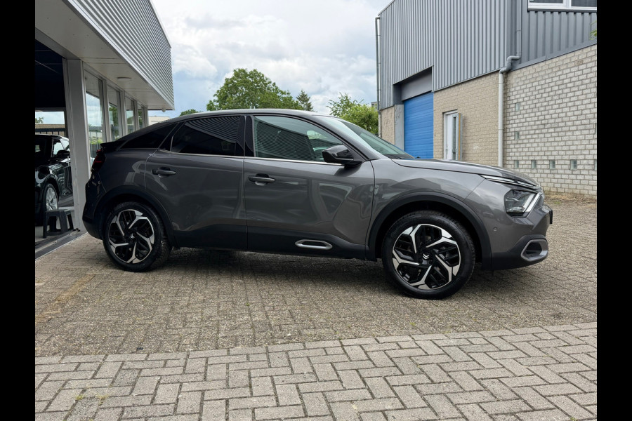 Citroën C4 1.2 PureTech Shine 131 Pk Automaat | Navigatie | Airco | Camera | Cruise | 18" Lichtmetaal.