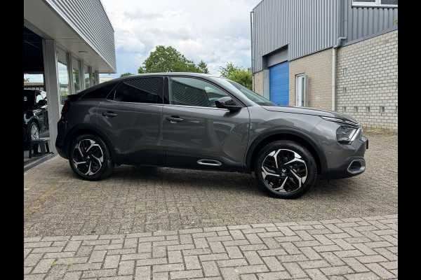 Citroën C4 1.2 PureTech Shine 131 Pk Automaat | Navigatie | Airco | Camera | Cruise | 18" Lichtmetaal.