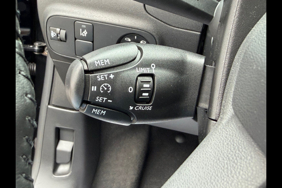 Citroën C3 1.2 PureTech Shine Automaat 110 Pk | Navigatie | Clima | Cruise | Camera.