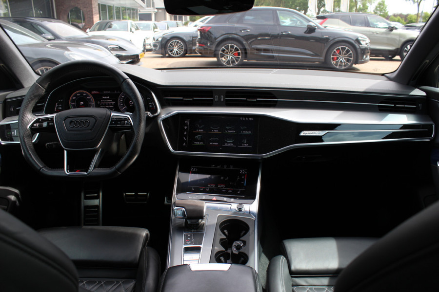 Audi A6 Avant 55 TFSI e quattro Competition / Trekhaak / Panoramadak / 360Camera / Head-up / RS Seats / Softclose / Matrix LED / 20'' / Keyless / CarPlay / Dodeheok / DAB / Cruise Control Adaptief
