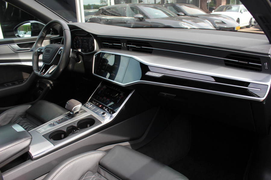 Audi A6 Avant 55 TFSI e quattro Competition / Trekhaak / Panoramadak / 360Camera / Head-up / RS Seats / Softclose / Matrix LED / 20'' / Keyless / CarPlay / Dodeheok / DAB / Cruise Control Adaptief