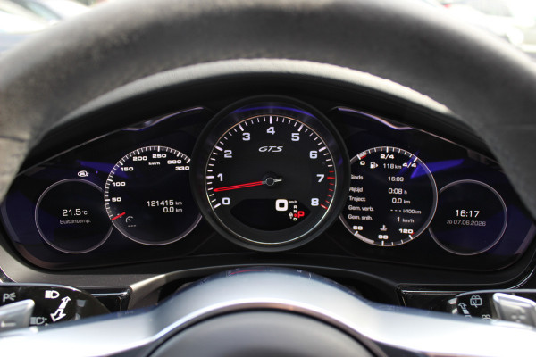 Porsche Panamera Sport Turismo 4.0 GTS / Panoramadak / Camera / Luchtvering / Softclose / Bose / Keyless / 21'' / Sportchrono+Design / Stoel+Stuurverwamring / Dodehoek / DAB / ACC