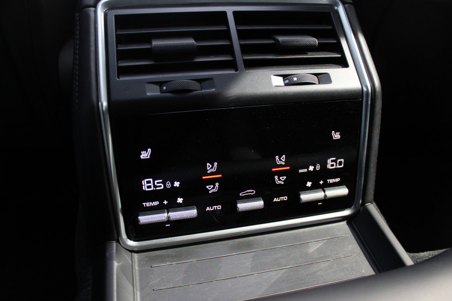 Porsche Panamera Sport Turismo 4.0 GTS / Panoramadak / Camera / Luchtvering / Softclose / Bose / Keyless / 21'' / Sportchrono+Design / Stoel+Stuurverwamring / Dodehoek / DAB / ACC