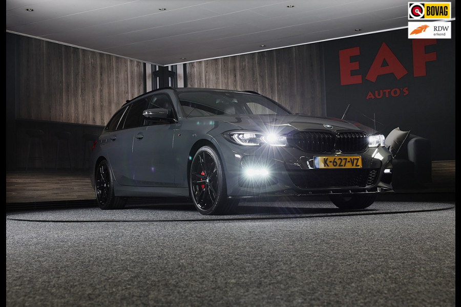 BMW 3 Serie Touring 320e M Line / Carbon / Bruin Leder / Navi / Camera / Cruise Control / F1 / Open Panorama / Led / Pdc / 19 Inch