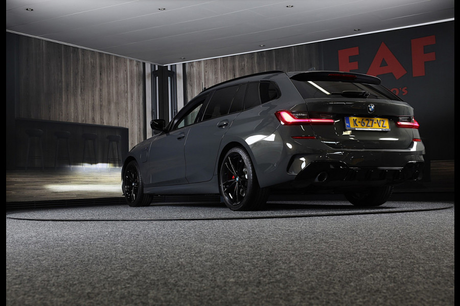 BMW 3 Serie Touring 320e M Line / Carbon / Bruin Leder / Navi / Camera / Cruise Control / F1 / Open Panorama / Led / Pdc / 19 Inch