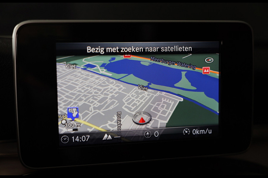 Mercedes-Benz C-Klasse Cabrio 180 AMG Line / AUT / AIRSCARF / 360 Camera / Leder / Navi / Ecc / Led / Pdc / Allu Velgen