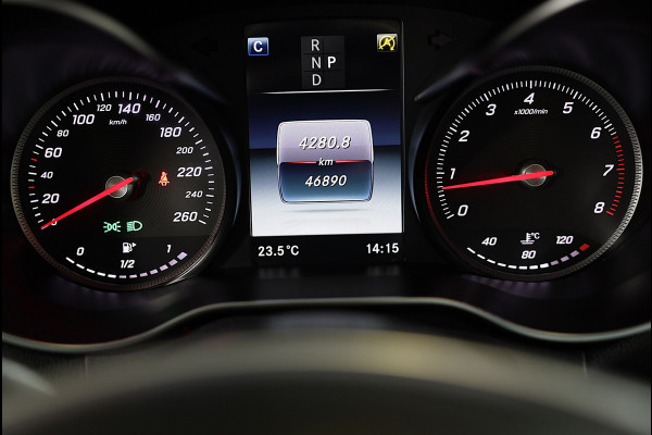 Mercedes-Benz C-Klasse Cabrio 180 AMG Line / AUT / AIRSCARF / 360 Camera / Leder / Navi / Ecc / Led / Pdc / Allu Velgen