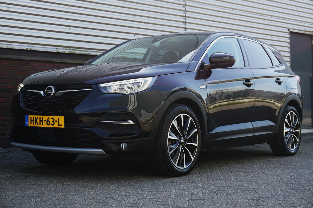 Opel Grandland X 1.6 Turbo 300PK Hybrid4 Ultimate|SOH100%|Trekhaak| Leer|Carplay.