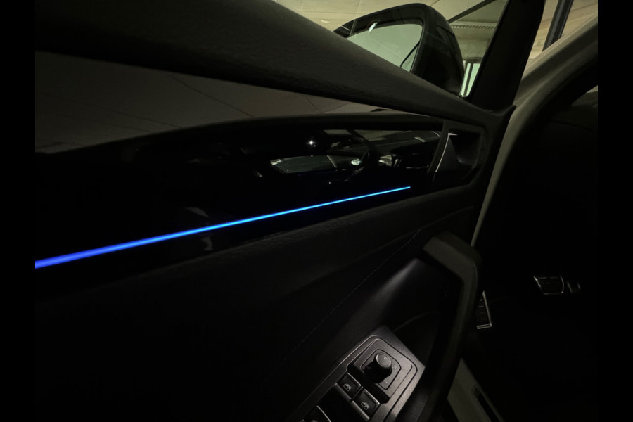 Volkswagen T-Roc 2.0 TSI 4Motion R Pano|Memory|Akrapovic|Keyless