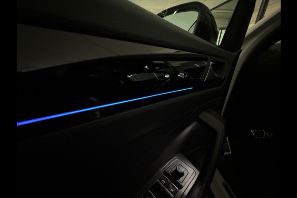 Volkswagen T-Roc 2.0 TSI 4Motion R Pano|Memory|Akrapovic|Keyless