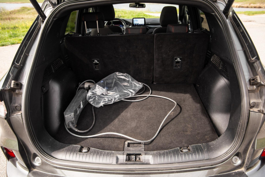 Ford Kuga 2.5 PHEV ST-Line PANORAMADAK / CARPLAY / TREKHAAK / DEALER ONDERHOUDEN / CAMERA