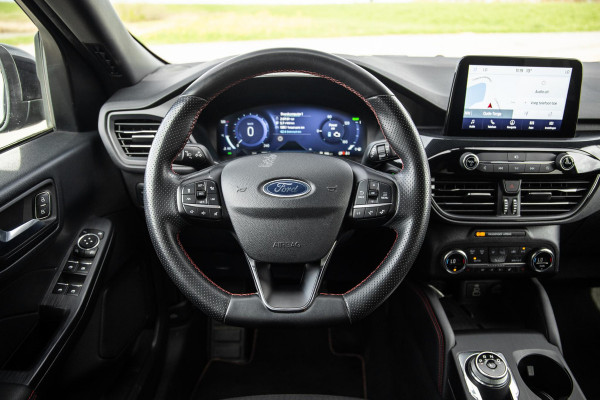 Ford Kuga 2.5 PHEV ST-Line PANORAMADAK / CARPLAY / TREKHAAK / DEALER ONDERHOUDEN / CAMERA