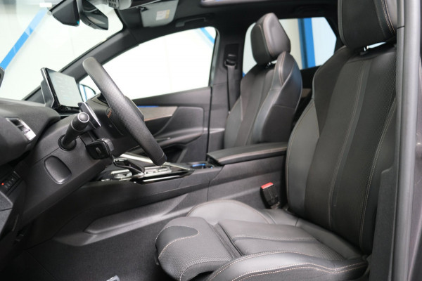 Peugeot 3008 1.6 HYbrid 225 GT Automaat - N.A.P. Airco, Cruise, Camera, Virtual Display, Stoelverwarming.