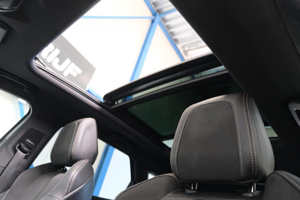 Peugeot 3008 1.6 HYbrid 225 GT Automaat - N.A.P. Airco, Cruise, Camera, Virtual Display, Stoelverwarming.