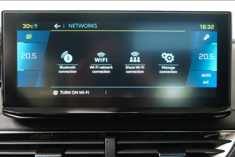 Peugeot 3008 1.6 HYbrid 225 GT Automaat - N.A.P. Airco, Cruise, Camera, Virtual Display, Stoelverwarming.