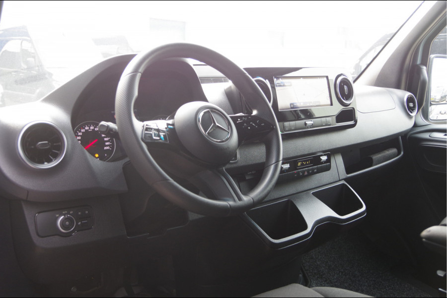 Mercedes-Benz Sprinter 317 1.9 CDI L2H1 DC-6P, AUT. FACELIFT, 3.5T TREKHAAK, LED, CAMERA, NAVI, CRUISE, MF STUURWIEL, MISTLAMPEN, DUBBELE CABINE, DUBBE