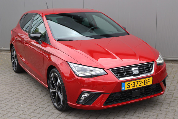 Seat Ibiza 95PK EcoTSI FR Business Intense Navigatie/Camera/Stoelverwarming/Full-LED