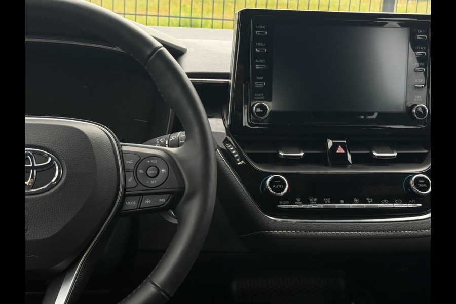 Toyota Corolla 1.8 Hybrid Business | Camera | Carplay | Stoelverwarming