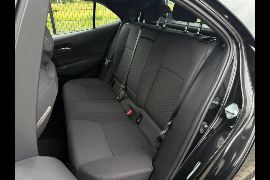 Toyota Corolla 1.8 Hybrid Business | Camera | Carplay | Stoelverwarming