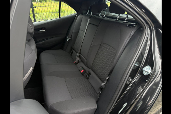 Toyota Corolla 1.8 Hybrid Business | Camera | Carplay | Stoelverwarming