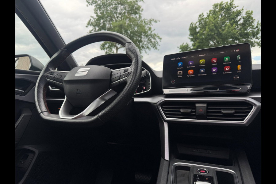 Seat Leon 1.4 TSI eHybrid PHEV FR Business Intense SOH 94,13% / PANORAMADAK / CAMERA / STOELVERWARMING / CARPLAY / NAVI