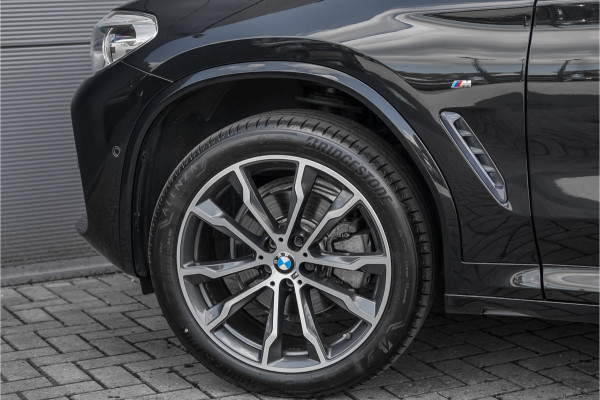 BMW X4 xDrive20i M-Sport Camera Trekhaak 20"