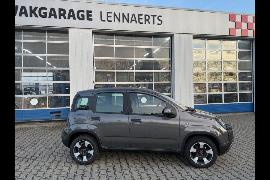 Fiat Panda 1.0 Hybrid City Cross CAMERA 4S BANDEN (BOVAG/RIJKLAARPRIJS)
