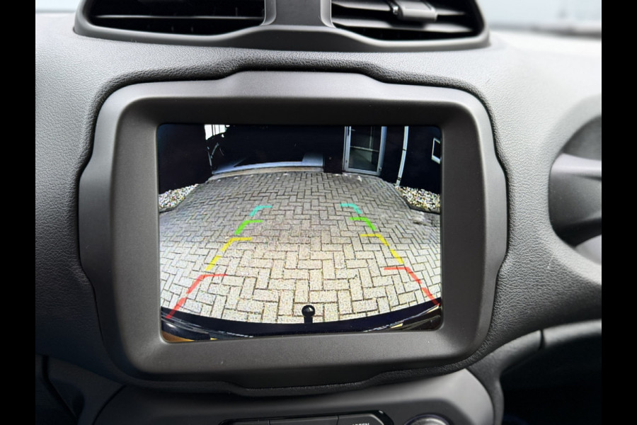 Jeep Renegade 1.3T Limited | Camera | Trekhaak | Automaat | Navigatie | Airconditioning | Adaptive Cruise control