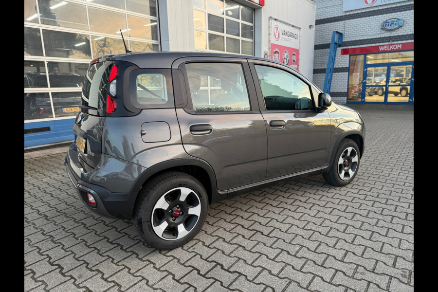 Fiat Panda 1.0 Hybrid City Cross CAMERA 4S BANDEN (BOVAG/RIJKLAARPRIJS)