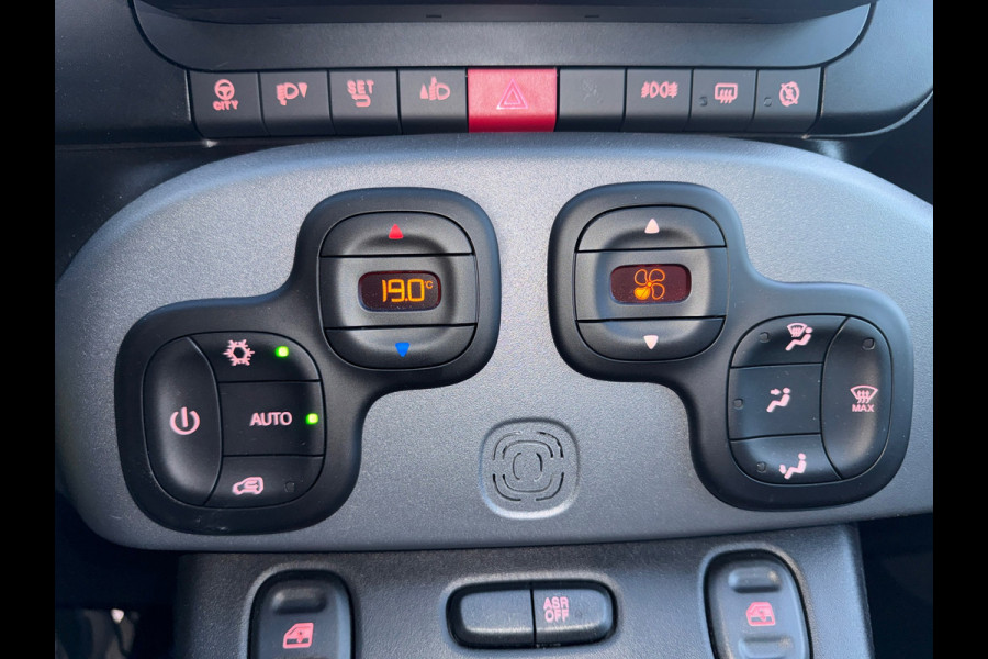 Fiat Panda 1.0 Hybrid City Cross CAMERA 4S BANDEN (BOVAG/RIJKLAARPRIJS)