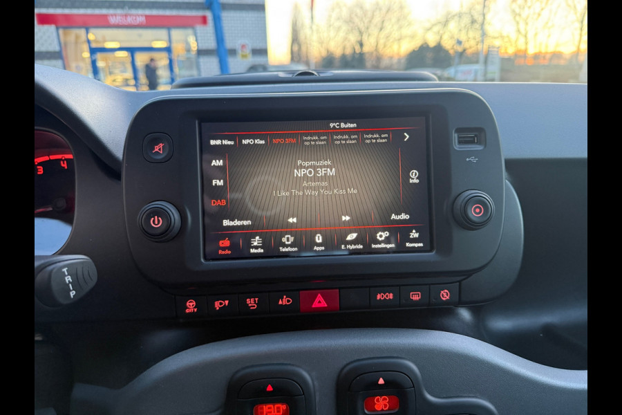 Fiat Panda 1.0 Hybrid City Cross CAMERA 4S BANDEN (BOVAG/RIJKLAARPRIJS)