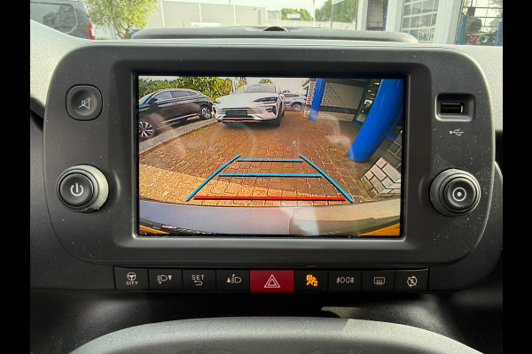 Fiat Panda 1.0 Hybrid City Cross CAMERA 4S BANDEN (BOVAG/RIJKLAARPRIJS)