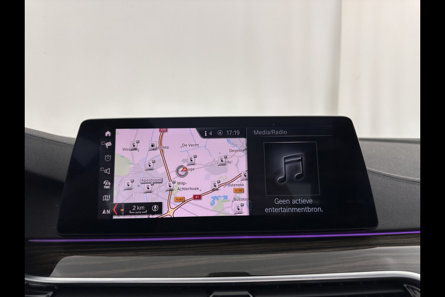 BMW 5 Serie 530e iPerformance High Executive (Plug-in) Aut.*PANO | LEATHER | FULL-LED | TOPVIEW | KEYLESS | HARMAN/KARDON | BLINDSPOT | MEMORY-PACK | HEATED-COMFORTSEATS | DIGI-COCKPIT | AMBIENTLIGHT | NAVI-FULLMAP | 20''ALU*