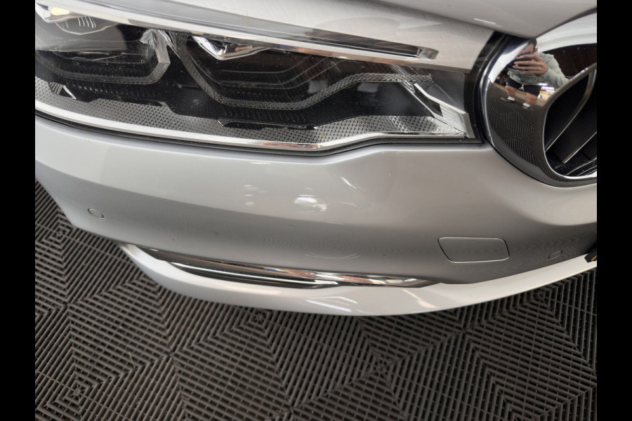 BMW 5 Serie 530e iPerformance High Executive (Plug-in) Aut.*PANO | LEATHER | FULL-LED | TOPVIEW | KEYLESS | HARMAN/KARDON | BLINDSPOT | MEMORY-PACK | HEATED-COMFORTSEATS | DIGI-COCKPIT | AMBIENTLIGHT | NAVI-FULLMAP | 20''ALU*